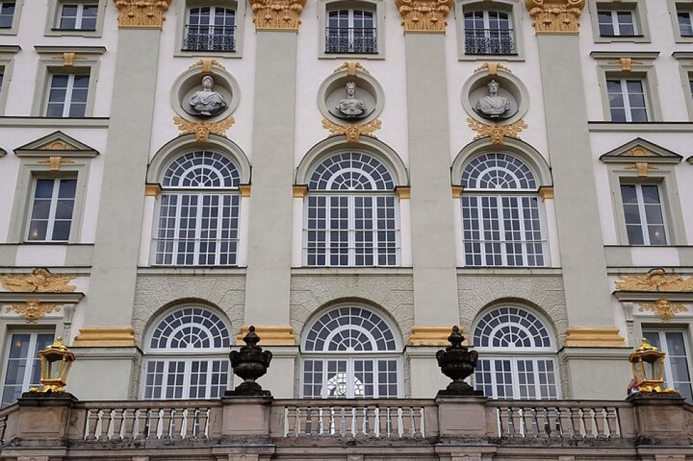 Munich Private Guided Walking Tour including Nymphenburg Palace