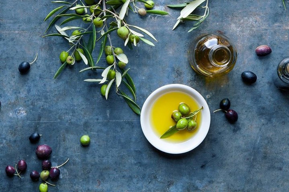 Semi Private Wine & Olive Oil Tour (Transfer & Lunch Included)