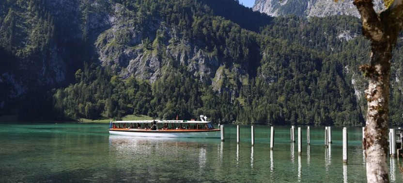 Salzburg to Eagle's Nest & Königsee Private Tour Public Transport