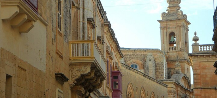 Mdina Private Walking Tour With A Professional Guide