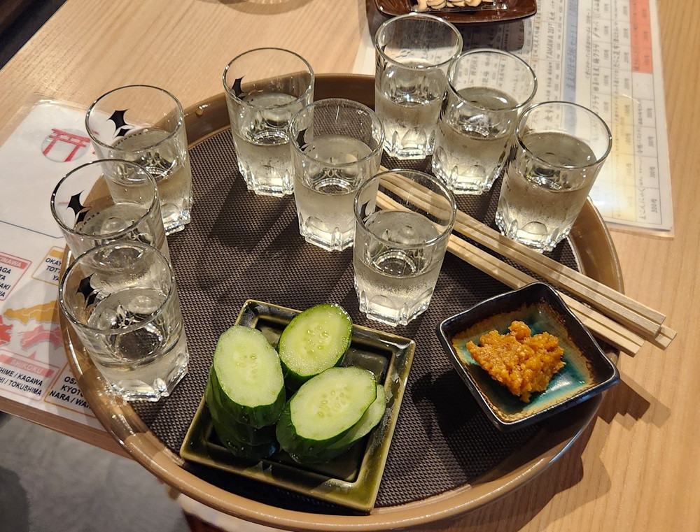 HIDDEN GEM FOOD TOUR