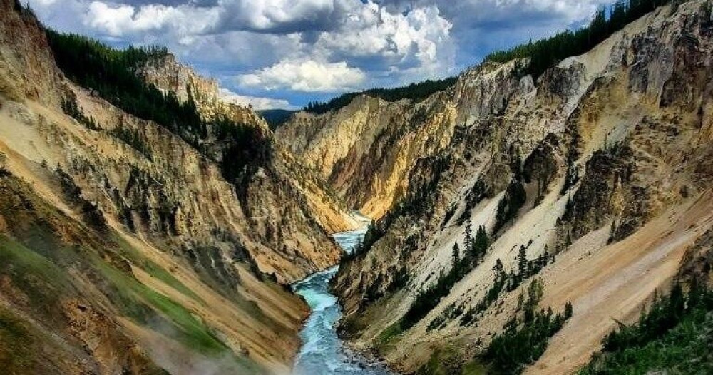 Two Day Yellowstone Tour with Private Option