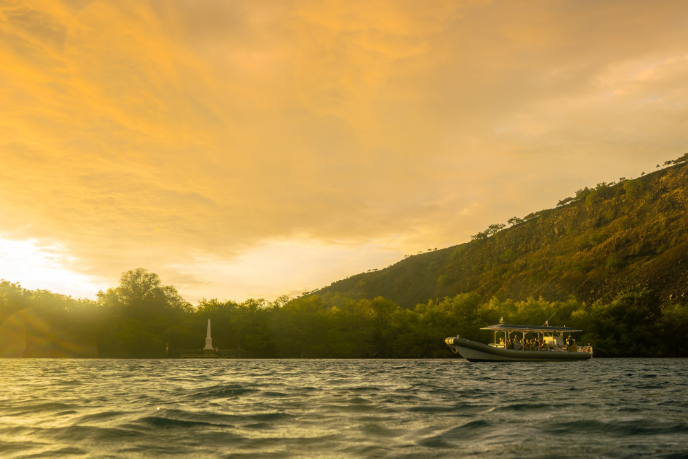 Super-Raft Sunset Tour