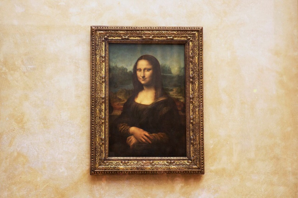 secrets of the louvre museum tour with mona lisa