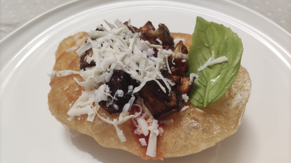 Contemporary Pizza Making Class in Catania with Alessandro