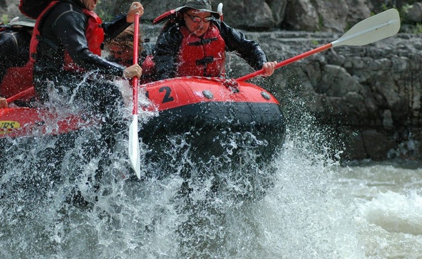 Small Raft 8 Mile Whitewater Adventure
