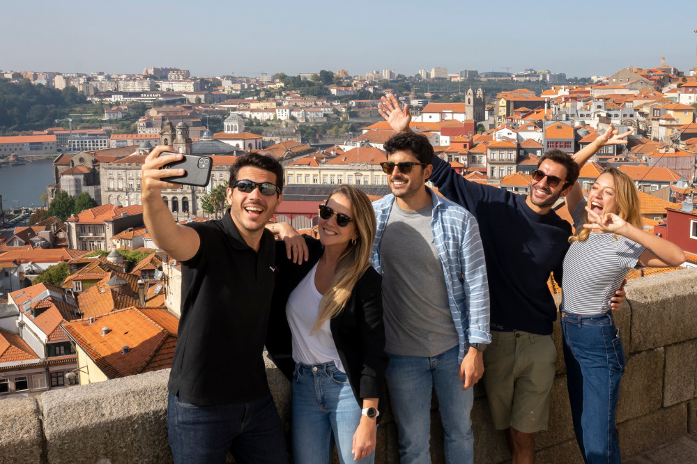 Porto Walking Tour, Lello Bookshop, River Cruise and Cable Car