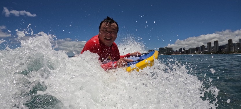 Bodyboarding Lessons in Waikiki with Equipment