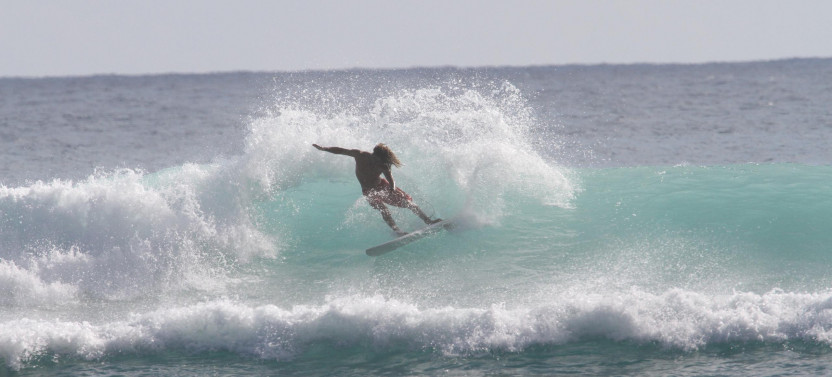 Surf Lessons in Waikiki with Equipment