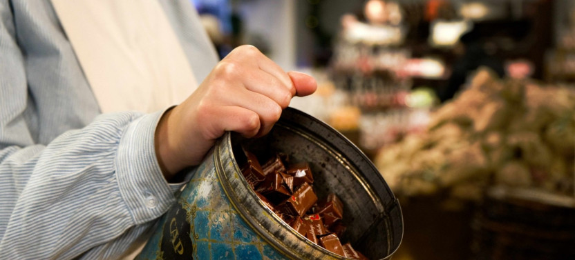 The Stockholm Old Town Food Tour - Swedish Food Tasting Trip