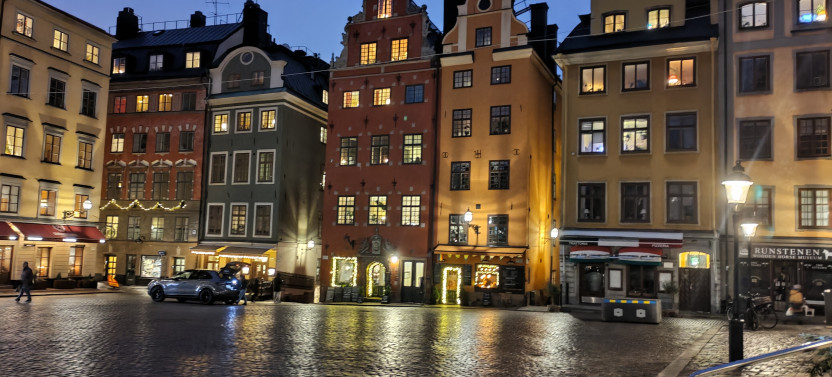 The Stockholm Old Town Food Tour - Swedish Food Tasting Trip