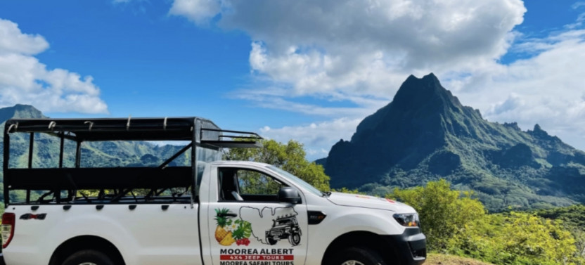 Private Half Day 4x4 Safari Tour in Moorea with Hotel Pickup