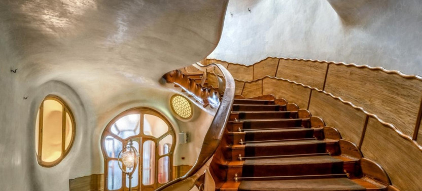 Casa Batllo Guided Tour With Optional Entrance To White Rabbit Museum, photo 2 of 8