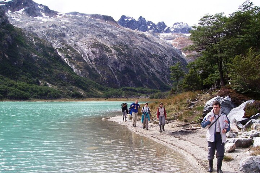 Full Day Trekking to Emerald Lagoon with Lunch and Pickup