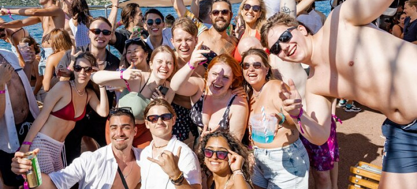 Out to Sea - Split Boat Party with Blue Lagoon Swim Stop