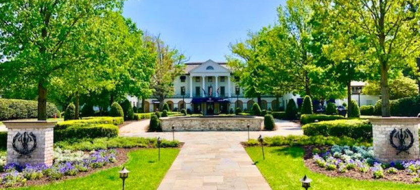 Private Colonial Williamsburg Meal & Exploring Before & After Restoration