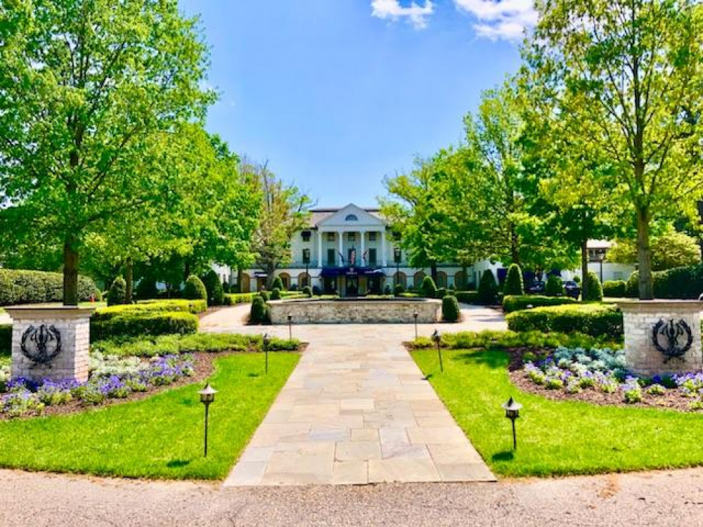 Private Colonial Williamsburg Meal & Exploring Before & After Restoration