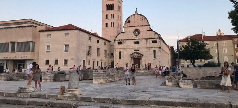Private Tour Of Zadar Heritage, Culinary Delights and Wine