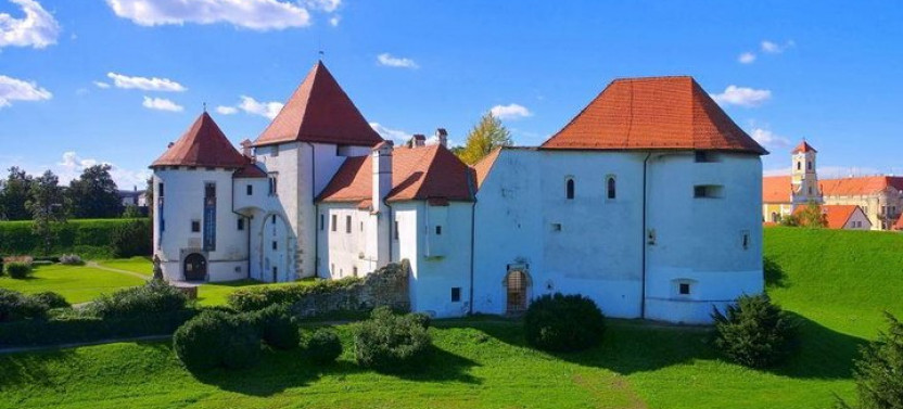 Varazdin Baroque Town & Trakoscan Castle, Small Group from Zagreb