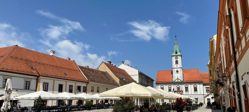 Varazdin Baroque Town & Trakoscan Castle, Small Group from Zagreb