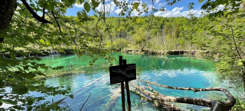 Private Day Trip: Stunning Plitvice Lakes and Rastoke from Zagreb