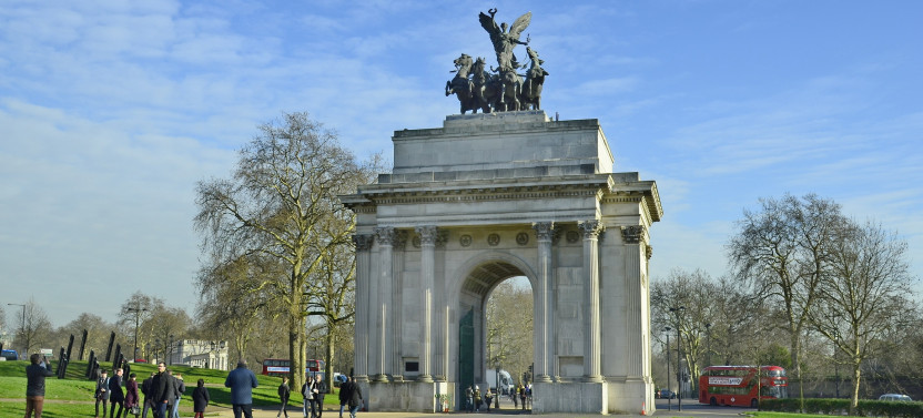 Royal Tour w/ Buckingham Palace Entry - Semi-Private