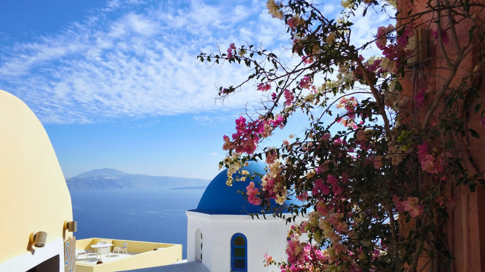 Santorini Firostefani & Oia Blue Domes: Panoramic Private Tour - Fira ...