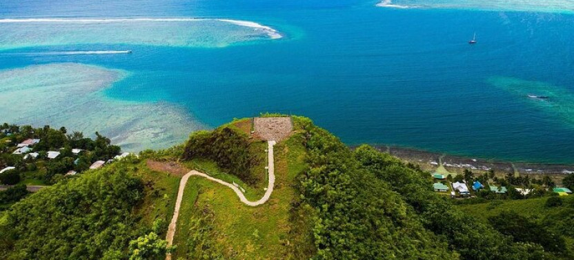 Cruise visit: Albert Moorea 4x4 Magic Mountain & Belvedere