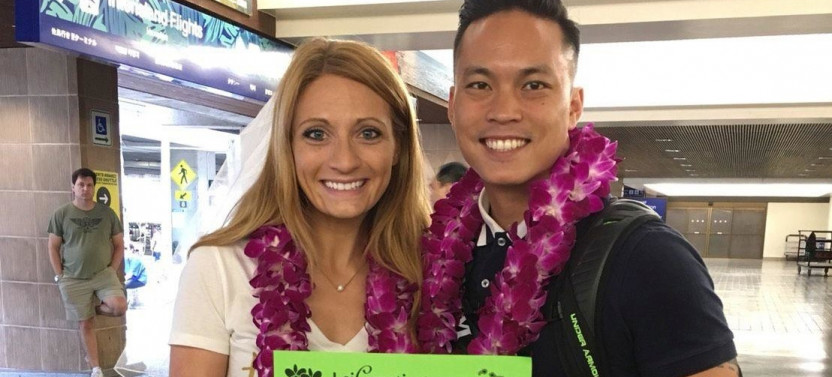 Kahului Maui Airport - Honeymoon Lei Greeting