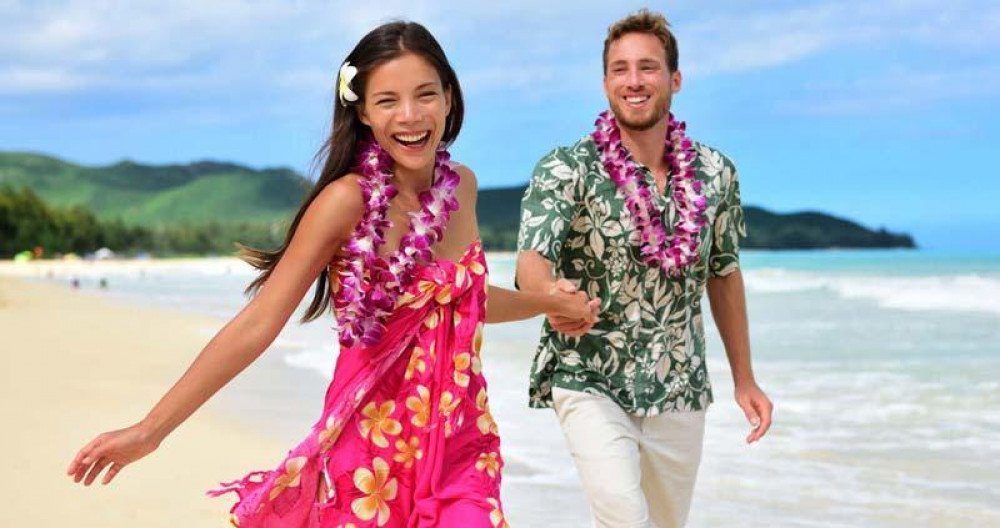 Kona Hawaii Airport - Honeymoon Lei Greeting