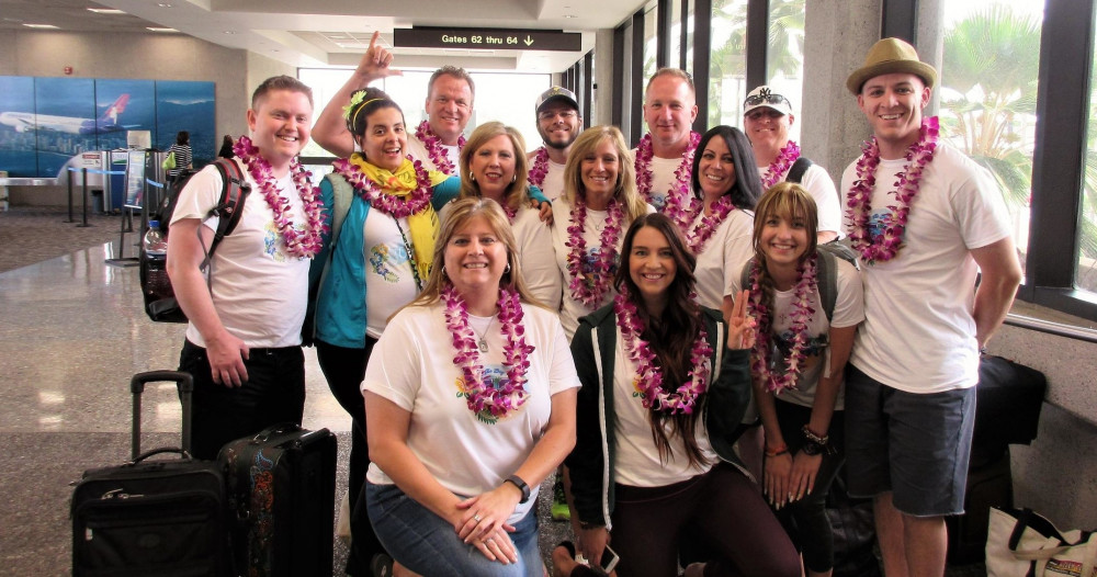 Kona Hawaii Airport - Large Group Greeting (8 or more)