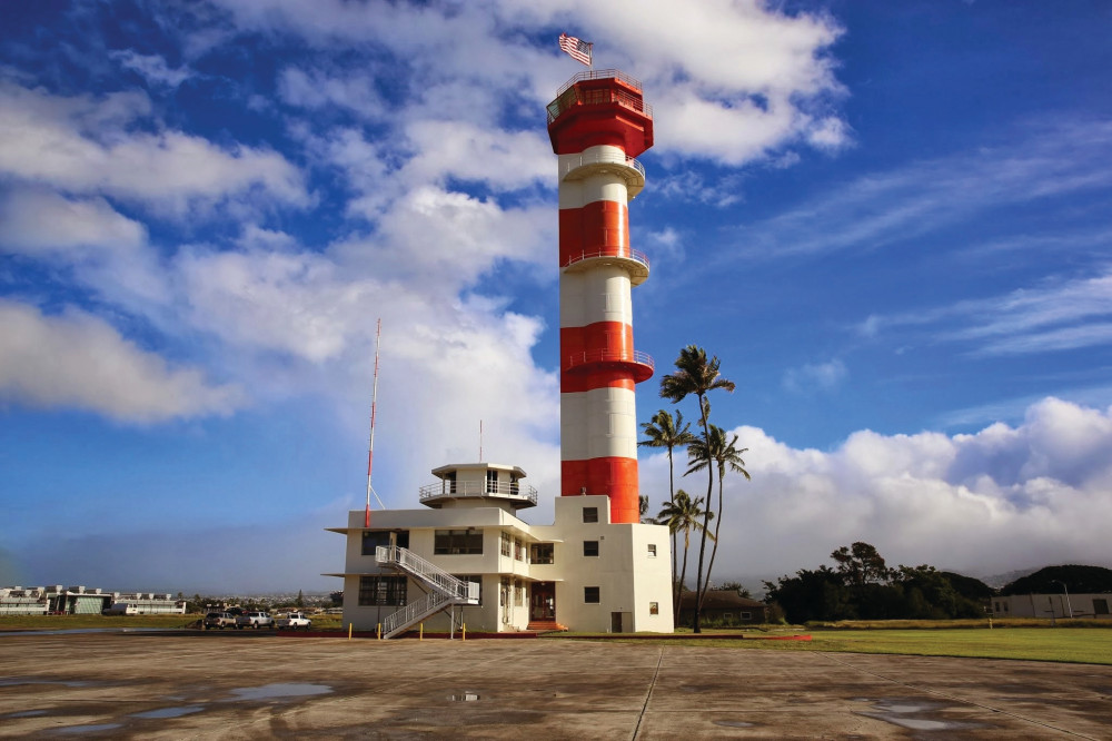 Kauai to Oahu: World War II Deluxe Pearl Harbor Tour