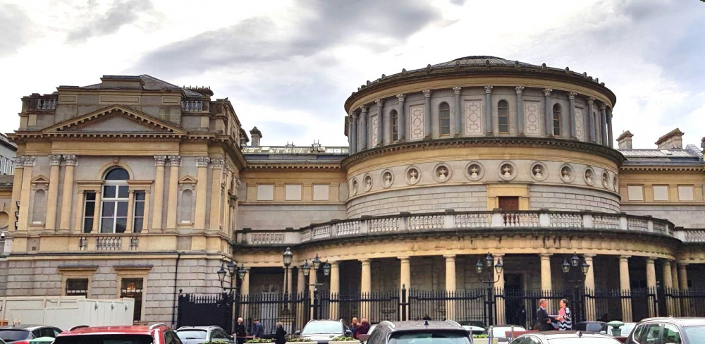 Dublin Tour Guide