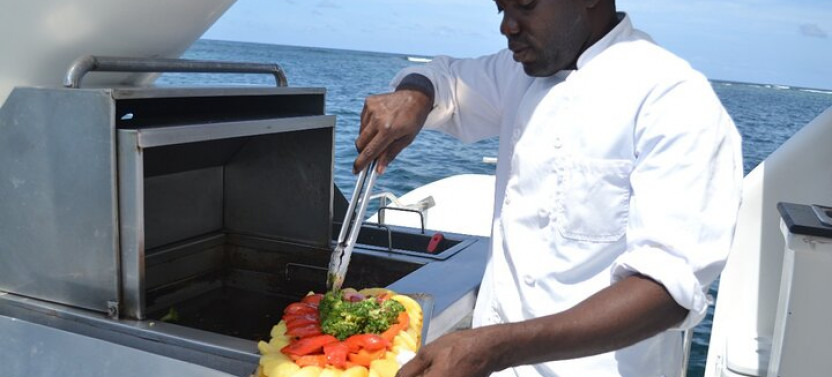 Brunch Party Boat and Snorkeling for Groups