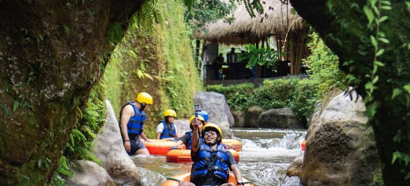 Ubud Cave Tubing Adventure with Guide and Lunch