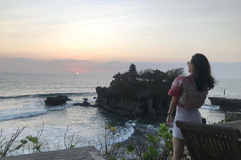 Private Tour: Bali Temples, Hidden Waterfall and Handara Gate