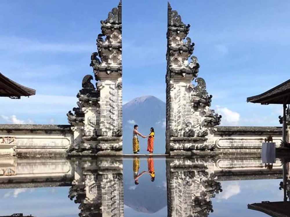 Bali Instagram-able Tour : Gate of Heaven Lempuyang