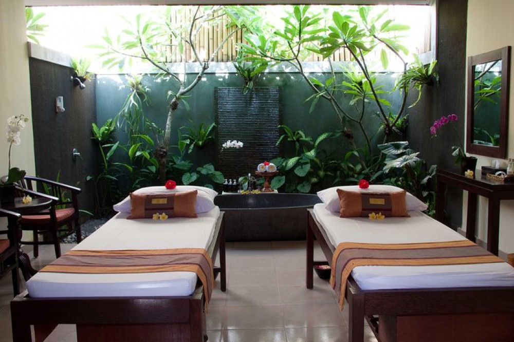 Bali Airport Departure Transfer with 2-Hour Spa Treatment