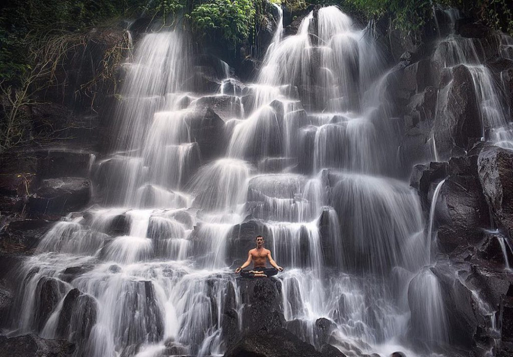 Best of East Bali Tour Including Temples and Waterfall