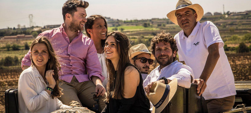 Private Wine & Cava with Tapas & 4WD Vineyards