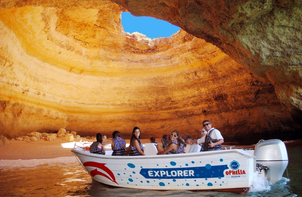 Boat Trip to The Benagil Caves from Portimão