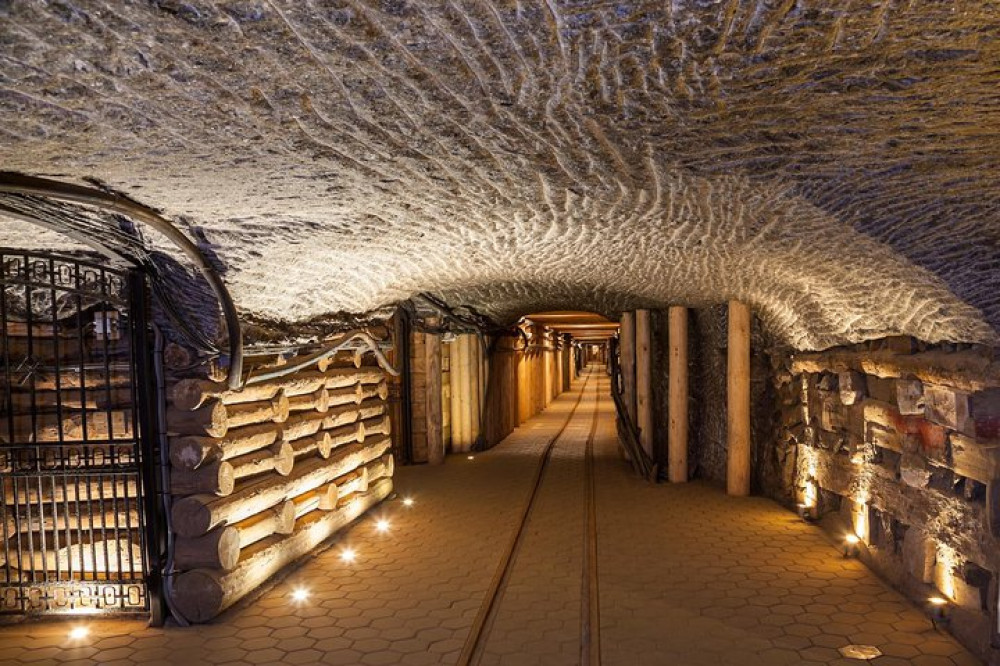 From Krakow: Wieliczka Salt Mine Live Guided Group Tour