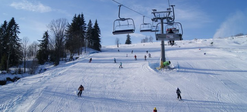 From Kraków: Slovakia Treetop Walk and Bachledka Ski