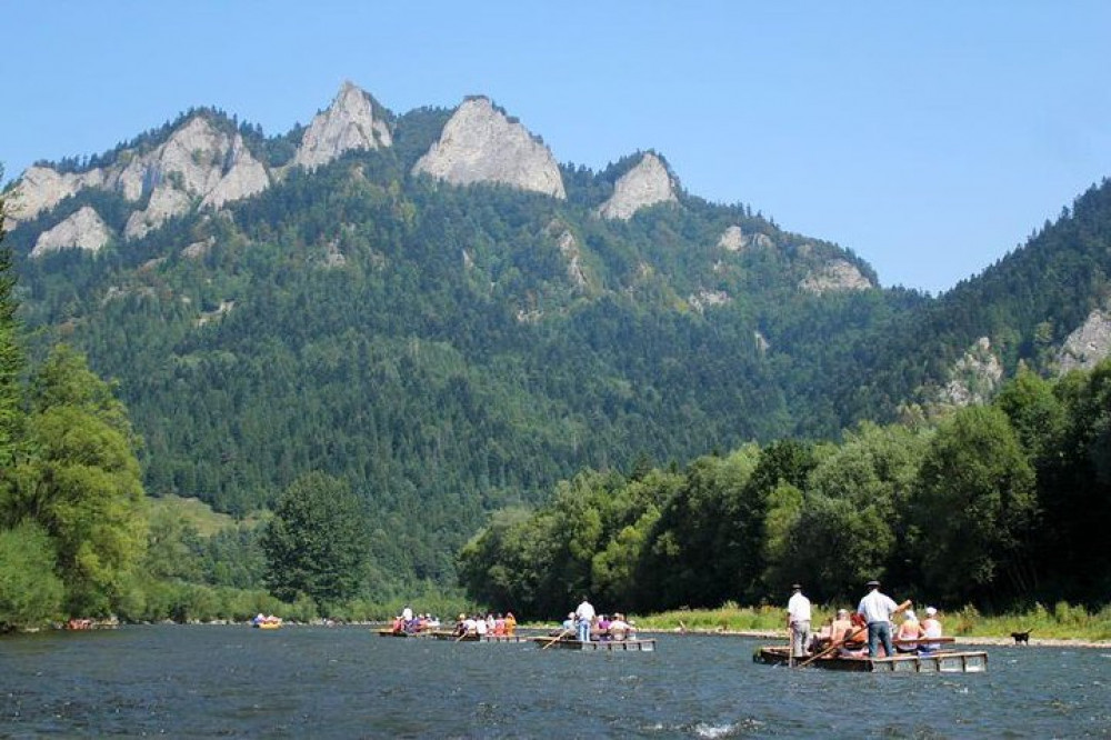 From Krakow: Dunajec River Rafting in Pieniny Mountains