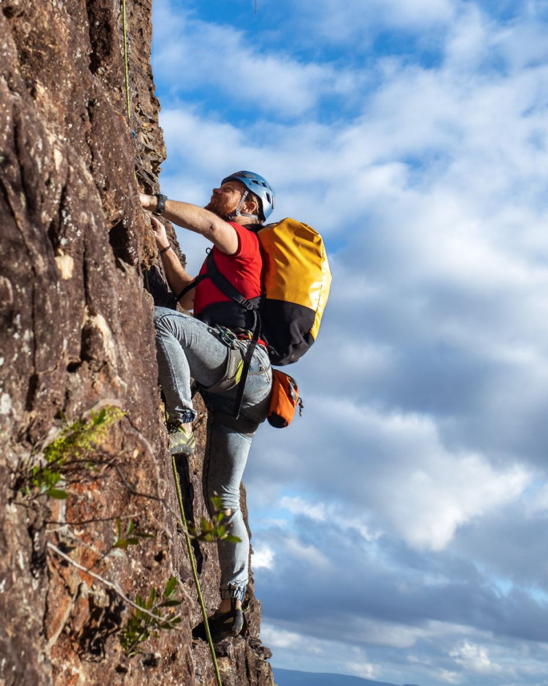 Full Day Rock Climbing Adventure - Blue Mountains