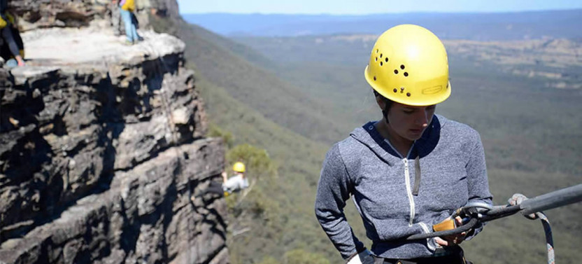 Spectacular Half Day Abseiling Adventure - Blue Mountains