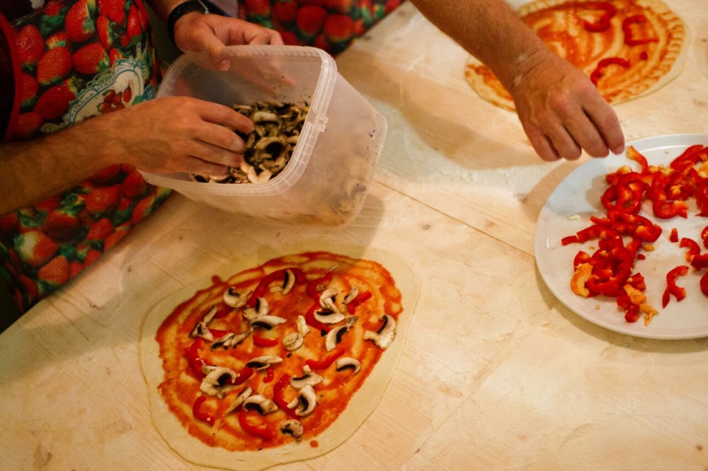 Rome Food Tour w/ Pizza-Making, Trattoria Tastings & Gelato