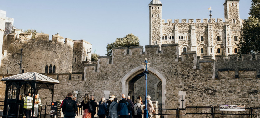 London In A Day: Tower of London Tour, Westminster Abbey & River Cruise