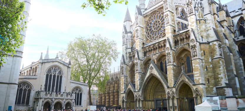 London In A Day: Tower of London Tour, Westminster Abbey & River Cruise