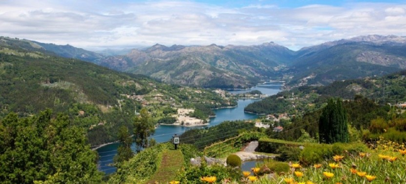 Private Geres Tour Full Day Tour from Porto